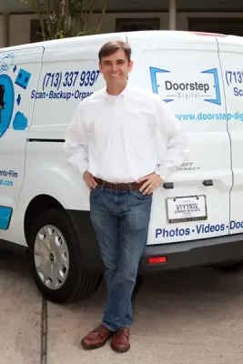 Photo Scanning in Houston, Texas — Professional Home Organizers project by Doorstep Digital