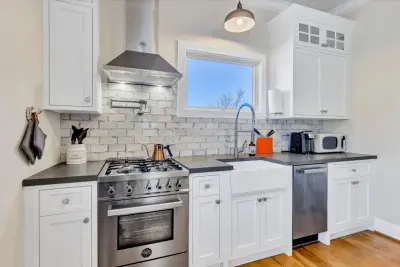 ST HELENA ACCESSORY DWELLING UNIT KITCHEN — Professional Home Organizers project by Malka Sabroe-JoHanson