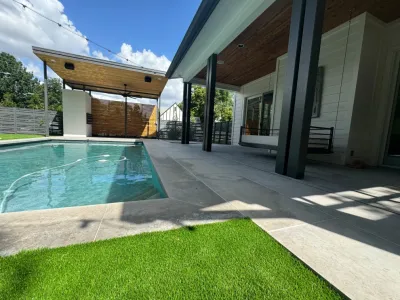 Outdoor Renovations - Leaf Removal & Cleanup in Austin, TX