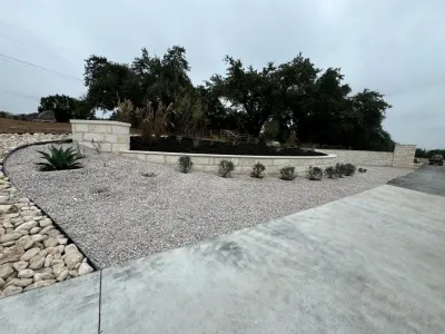 Outdoor Renovations - Leaf Removal & Cleanup in Austin, TX