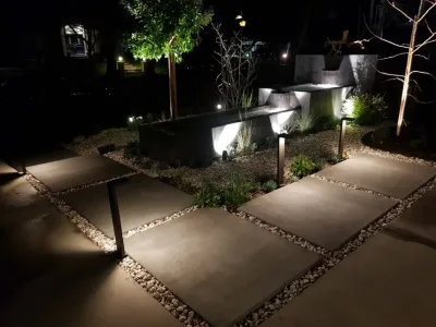 FRONT YARD WATER FEATURE — Landscape Construction project by Roy Altaras Landscape Design And Build in Los Angeles