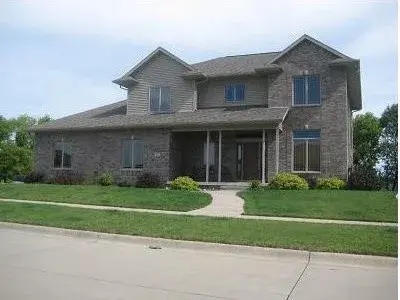 Prull Custom Designs - Interior Design & Decorating in Fairfax, IA