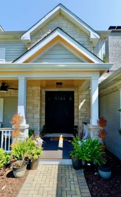 Omar Gutiérrez, Architect - Design-Build Services in Evanston, IL