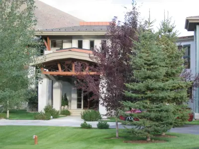 Eagle's Nest Residence I — Architectural & Building Design Services project by Eddy Svidgal Architects