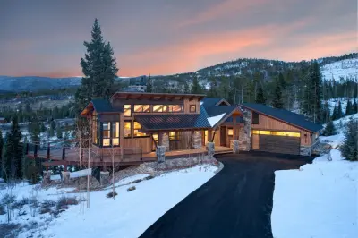 bhh Partners Planners / Architects - Design-Build Services in Breckenridge, CO