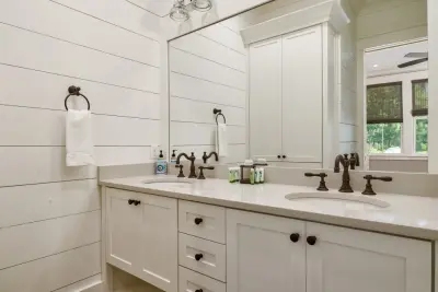 Allison Ramsey Architects - Bathroom Remodeling in Beaufort, SC