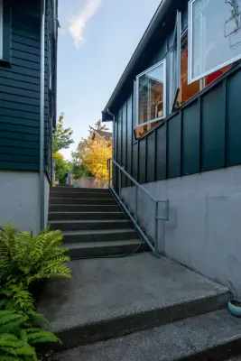 Rhodes Architecture + Light - Landscape Construction in Seattle, WA