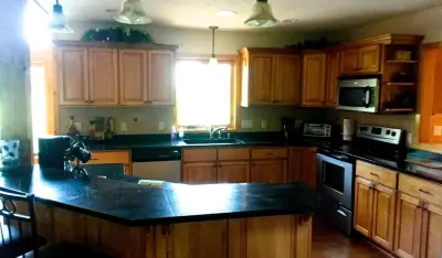 Hunholz Electric LLC - Electrical Services in Greater Milwaukee Area, WI