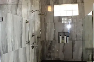 Modern Bathroom in Sun City Anthem by Las Vegas Remodel & Construction