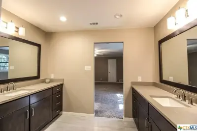 Surface Source Design Center - Custom Cabinets & Cabinetry in Belton, TX