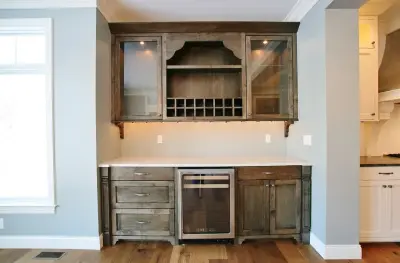 Dry Lounge by Finishing Touch Custom Woodworks, Inc.