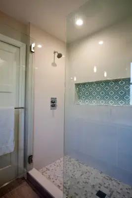 Plymouth Primary Bathroom by Kitchen Inspiration Inc.