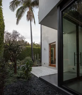 HedgeHouse | West Hollywood Industrial Modern New Home — Landscape Design project by Campion Walker Landscapes in West Hollywood