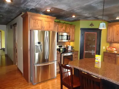 Wheat Country WoodWorks - Custom Cabinets & Cabinetry in Moundridge, KS
