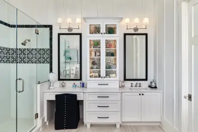 Sea Pines Restroom Remodeling by StoneWorks, Inc.