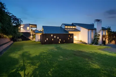 west austin hillside — Landscape Design project by D-CRAIN Design And Construction in Austin