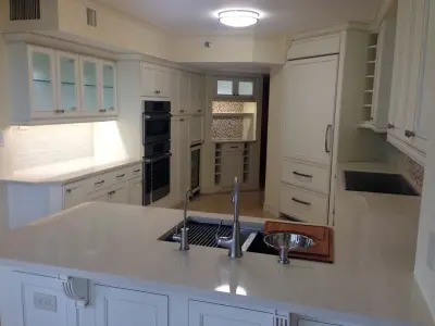 Naples Classic Kitchen Cabinets by DaVinci Kitchens, Bath, & Cabinetry