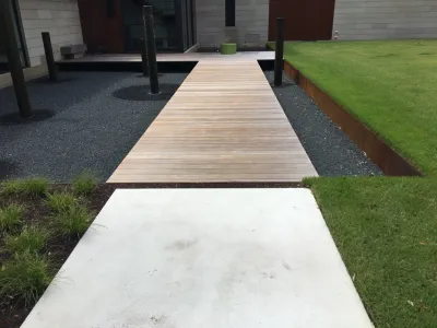 central austin estate — Landscape Design project by D-CRAIN Design And Construction