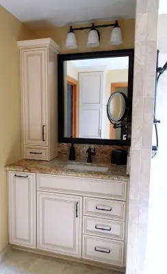 Urbandale Primary Bathroom Renovation by Cabinets By Design LLC