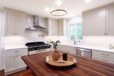 Cozy Classic Franklin Kitchen — Kitchen Remodeling project by Spring Hill Design And Woodcraft