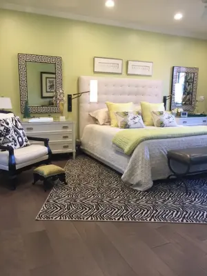 Wilson Drive Partnership: Erin Welner Interiors & Sherri Fandrich Designs/Mot — Kitchen Remodeling project by Erin Welner Interiors, LLC