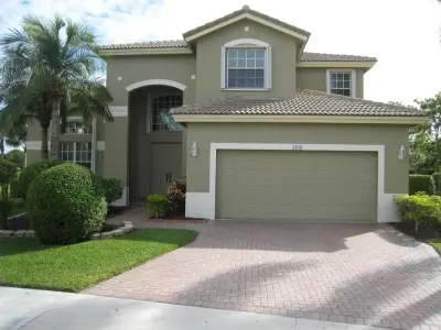 Greg's Custom Painting & Pressure Cleaning - Deck Building & Repair in Davie, FL