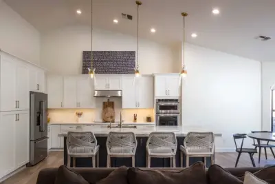 Alex's Painting LLC - Flooring Installation Services in Glendale, AZ
