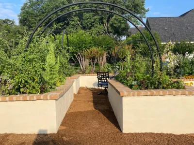 Flora & Gardens Design - Garden Remodeling in Spring Branch, TX