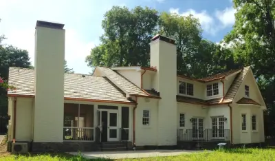 Lincoln Court Interior and Exterior by Blackstone Painters