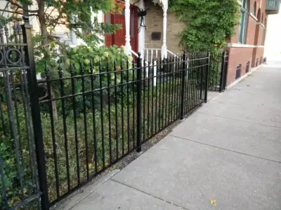 Lincoln Park fence restoration by Windy City Painters
