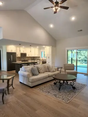 Exquisite Decor Painting - House Painting Services in Jefferson City, MO