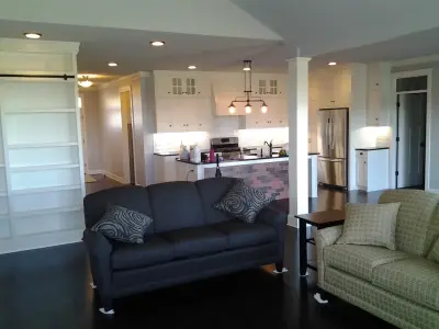 Christopher Painting LLC - Interior Design & Decorating in Kansas City, KS