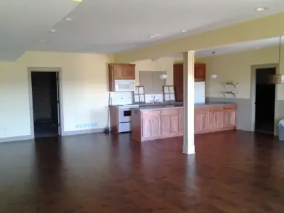 Christopher Painting LLC - Interior Design & Decorating in Kansas City, KS