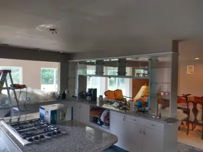 Painting Hue LLC - Flooring Installation Services in Hawthorne, FL