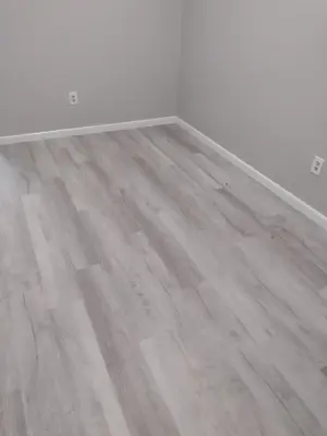 Jr custom flooring and remodeling - Drywall Installation & Repair in Springfield, IL