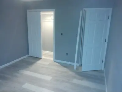 Jr custom flooring and remodeling - Drywall Installation & Repair in Springfield, IL