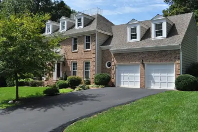 Home Works Painting, LLC - Custom Cabinets & Cabinetry in Chantilly, VA