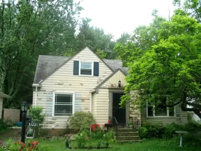 Cape Cod Exterior Revitalized by Textbook Painting