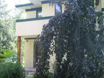 Aaron Holland Painting, LLC. - House Painting Services in Sturgeon Bay, WI
