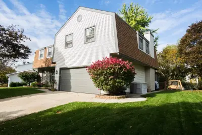 Two Day Painting LLC - Carpentry & Woodworking in Waukesha, WI