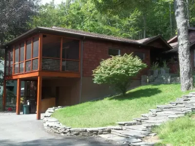 House Staining for Wood Siding in Woodstock, NY by Kellogg's Painting