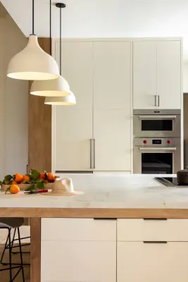Modern Kitchen Aesthetics by MAK Design + Build Inc.
