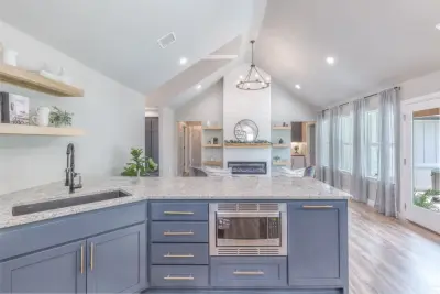 2019 Winner of the Greater Tulsa Parade of Homes - The Rogers — Design-Build Services project by WSB Homes, LLC