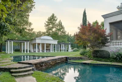 Classic: Strait Lane #1 by Harold Leidner Landscape Architects