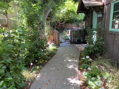 Heaven & Earth Landscape Design - Patio Design & Installation in Menlo Park, CA