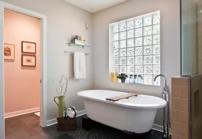 Lincoln Park Main Bathroom by Inspired Interiors - Design. Build. Furnish.