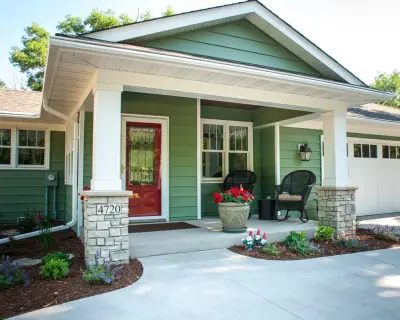 Small Cottage by the Water by Becker Building & Remodeling Inc.