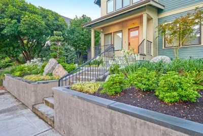 Lake Forest Landscape Co. LLC - Garden Remodeling in Lake Forest Park, WA