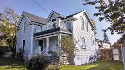 Cap Sante Siding Restoration and Repainting by Wildwood Homes Llc