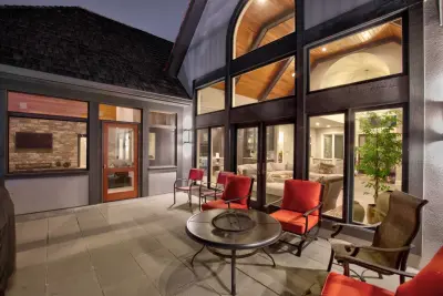 Mettawa, Illinois by Heartstone Custom Builders